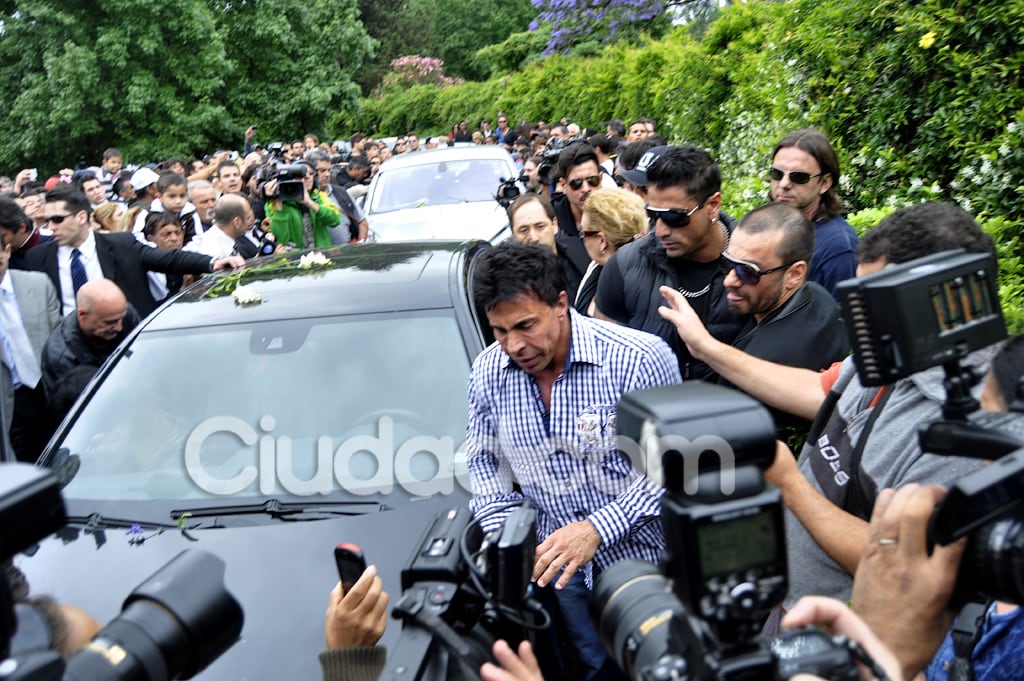 El último adiós a Ricardo Fort. (Foto: Jennifer Rubio - Ciudad.com)