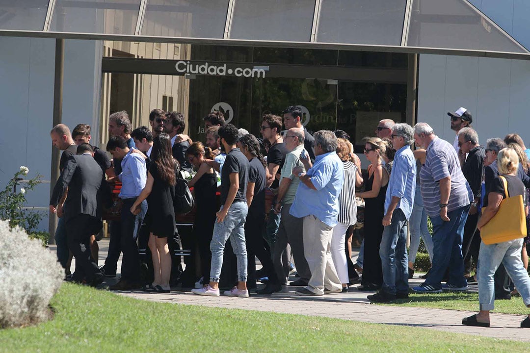 El último adiós a Santiago Vázquez. (Foto: Movilpress)