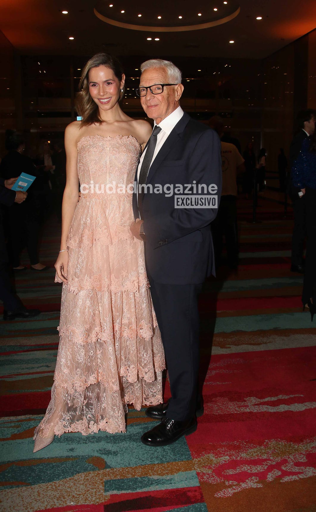 Elina Fernández y Eduardo Costantini en la gala solidaria de Margarita Barrientos. (Foto: Movilpress)