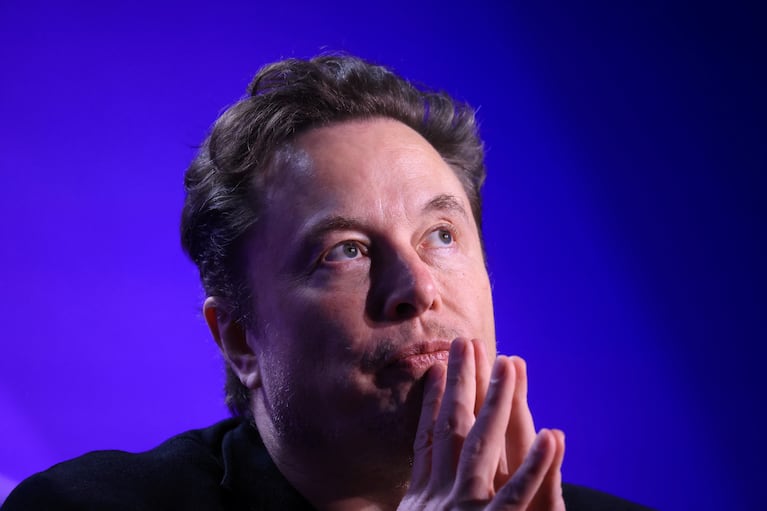 Elon Musk sigue adelante con su objetivo de transformar X en una plataforma que abarque tanto el ámbito de audio como el de vídeo, mensajería e incluso pagos.