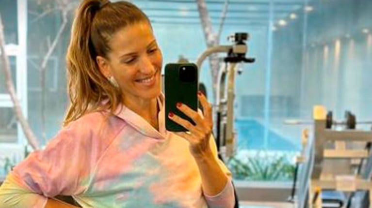 Embarazada de 3 meses y medio, Macarena Rinaldi mostró una tierna foto desde el gimnasio