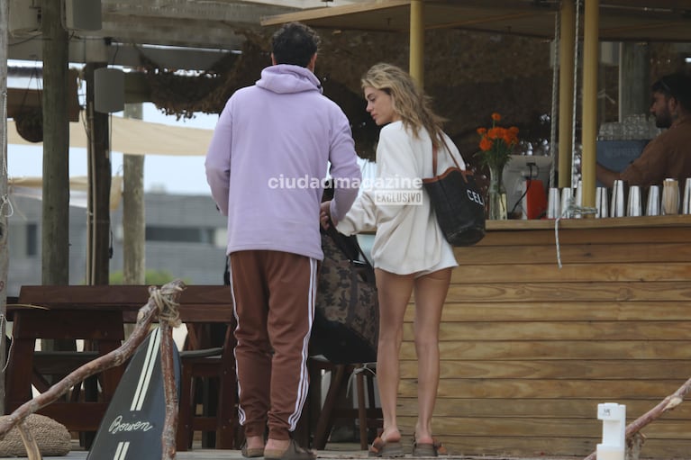 Emilia Attias y su novio, Guillermo Freire en Punta del Este (Fotos:RS Fotos).