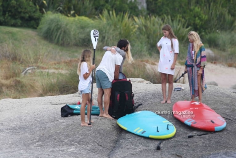 En fotos: el reencuentro de Nicole Neumann con sus hijas en Punta del Este