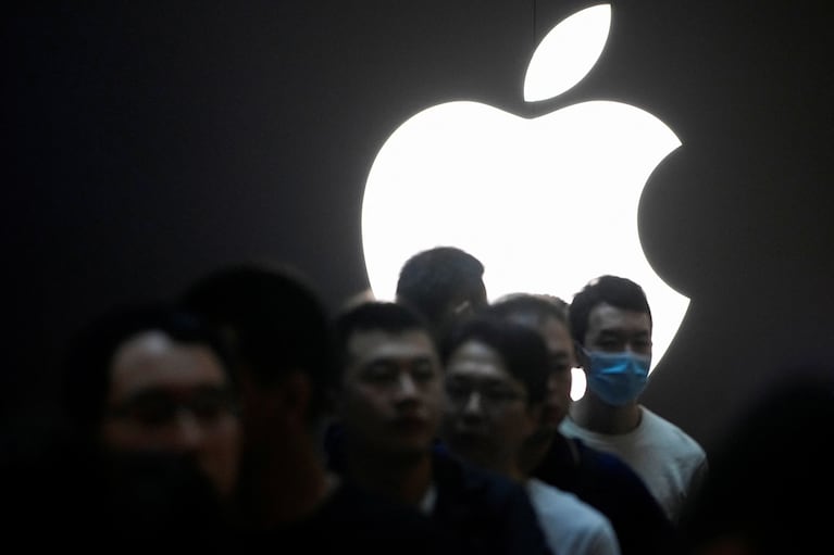 En respuesta a una orden del Gobierno chino, Apple retiró aplicaciones como WhatsApp, Threads, Telegram y Signal de su App Store en China. 




