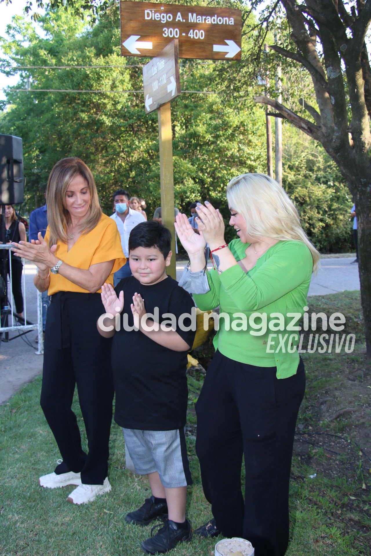 ¡En sus corazones! Emotivo homenaje de Veronica Ojeda y Dieguito a Maradona en el día que cumpliría 61 años