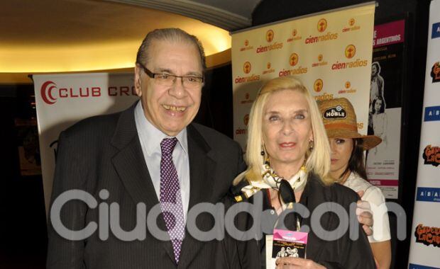 Enrique Pinti y Graciela Dufau en el reestreno de Esperando la carroza. (Foto: Jennifer Rubio)