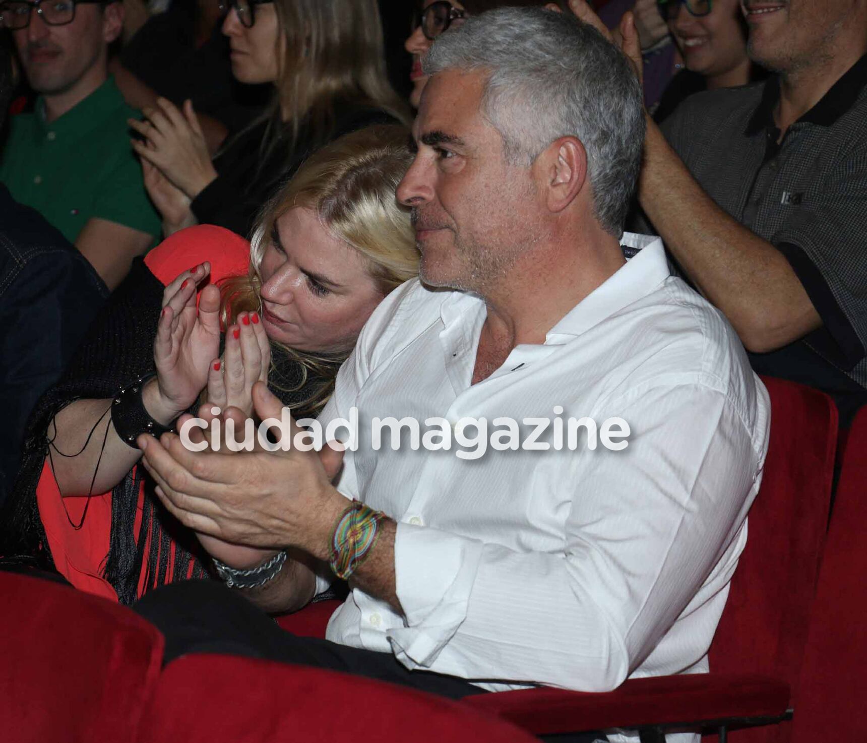 Esmeralda Mitre y Juan Cruz Padilla en la función de prensa de No a la guita. (Foto: Movilpress)