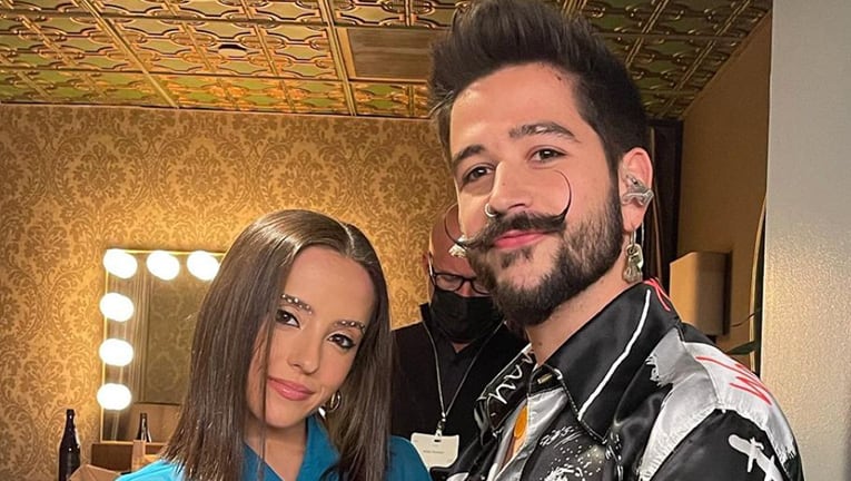 Evaluna Montaner compartió una emotiva foto luciendo su pancita de embarazo con Camilo Echeverry.