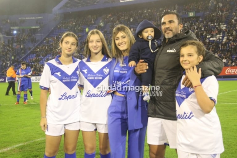 Fabián Cubero se despidió del fútbol y fue acompañado por Mica Viciconte, sus hijos y famosos: las fotos