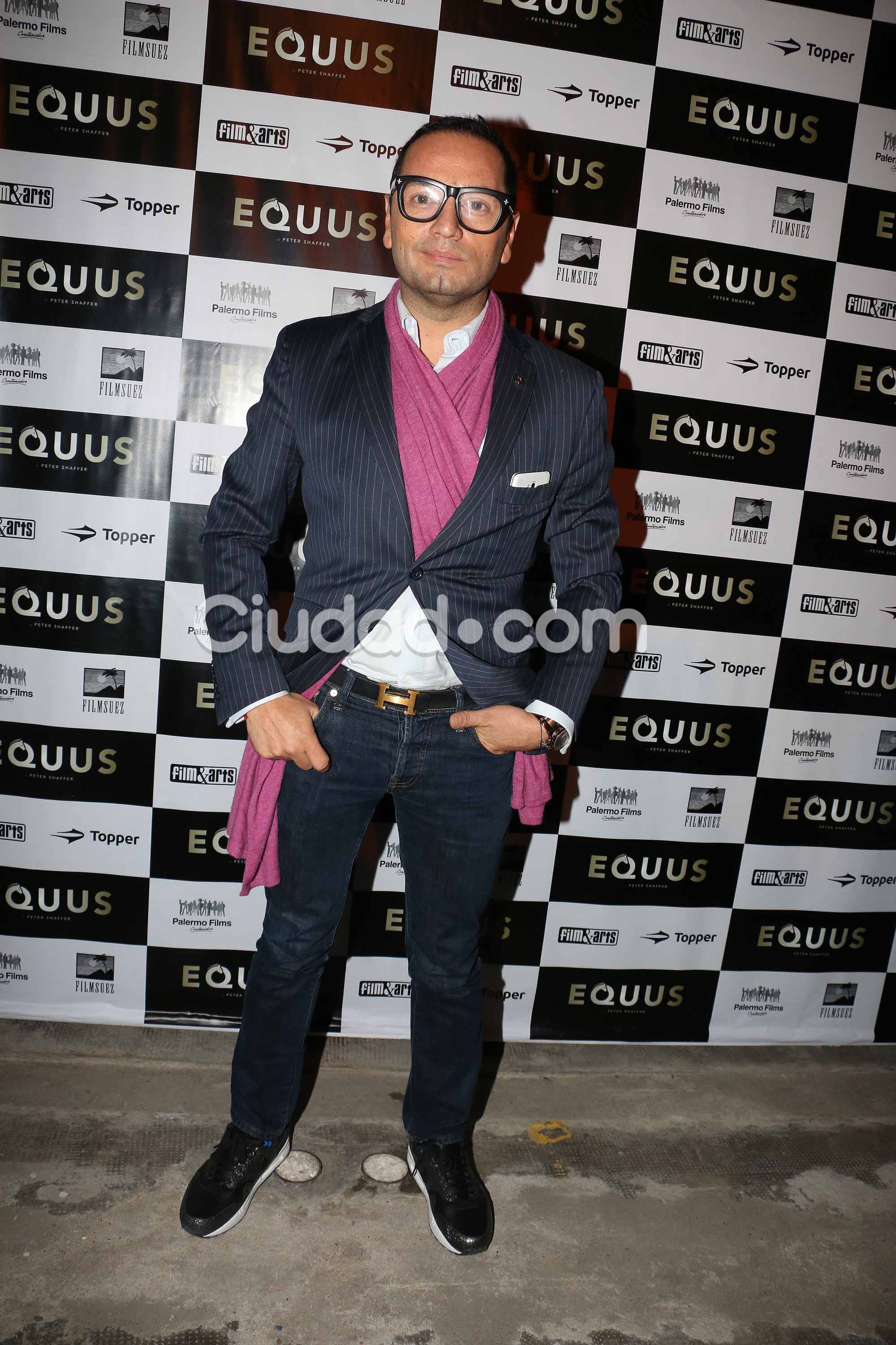 Fabián Medina Flores, en el debut "al desnudo" de Peter Lanzani. (Foto: Movilpress)