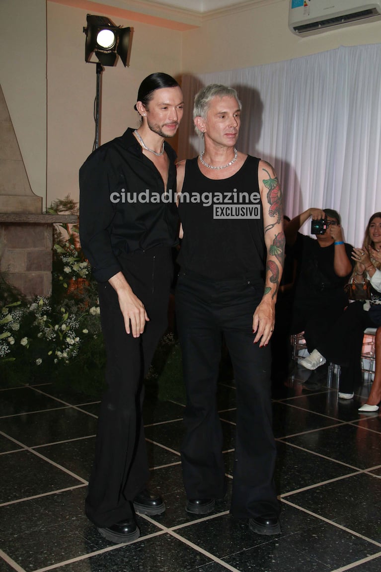 Fabián Paz y Gustavo Pucheta presentron su colección en el BAFWEEK (Foto: Molvilpress).