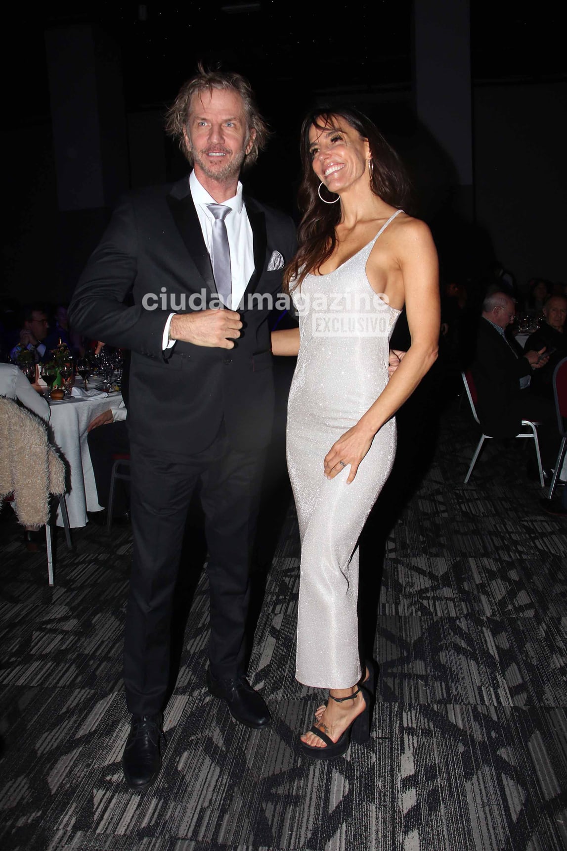 Facundo Arana y María Susini en la gala solidaria de Margarita Barrientos. (Foto: Movilpress)