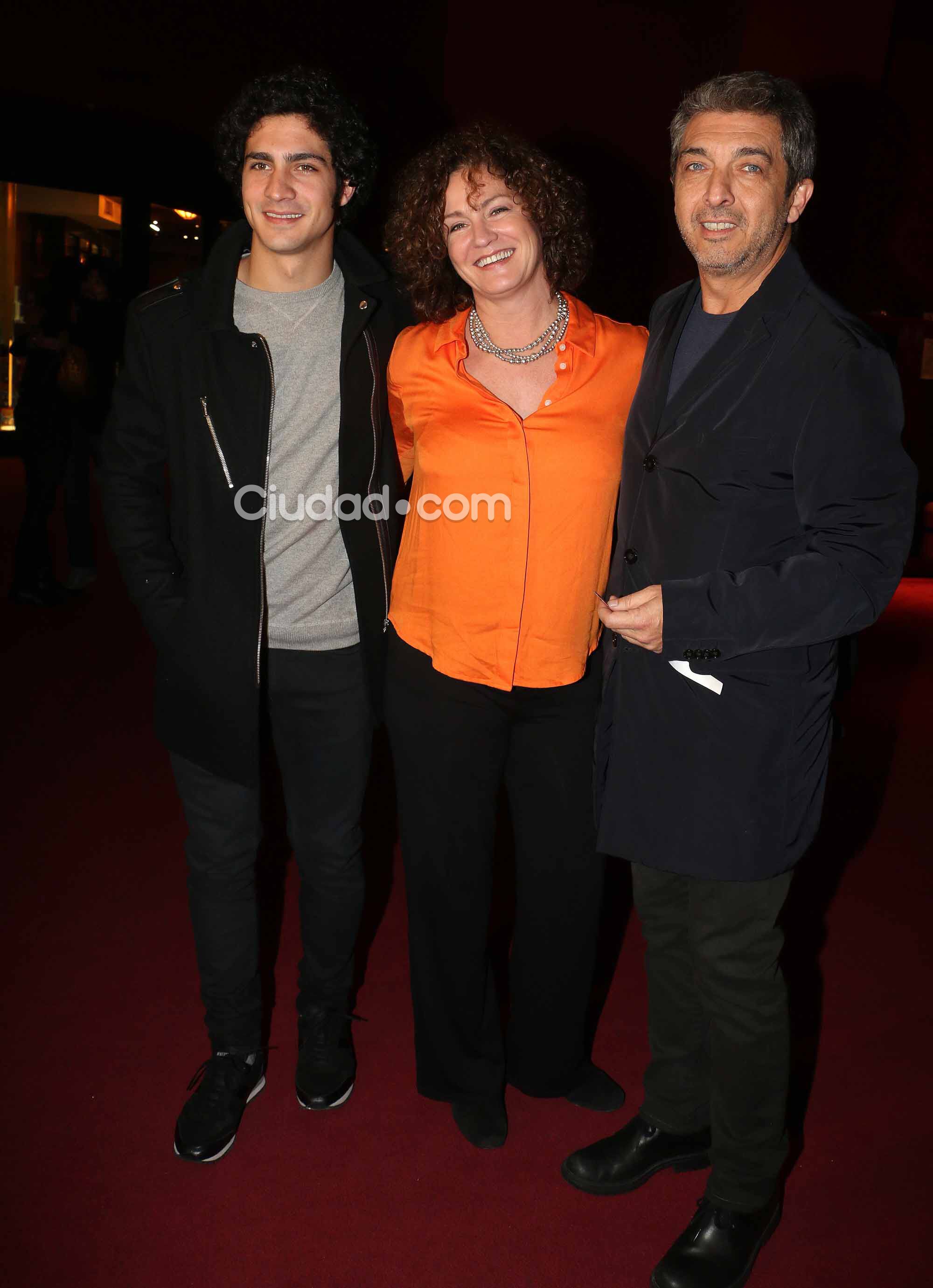 Familia Darín, en la avant premiere de Pasaje de vida (Foto: Movilpress)