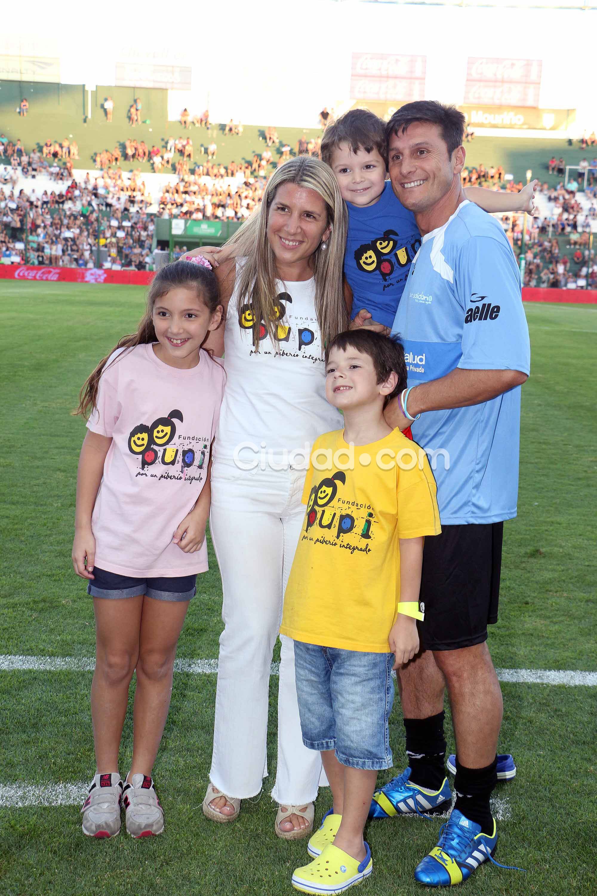 Famosos en el partido solidario organizado por Axel y Pupi Zanetti. (Foto: Movilpress)