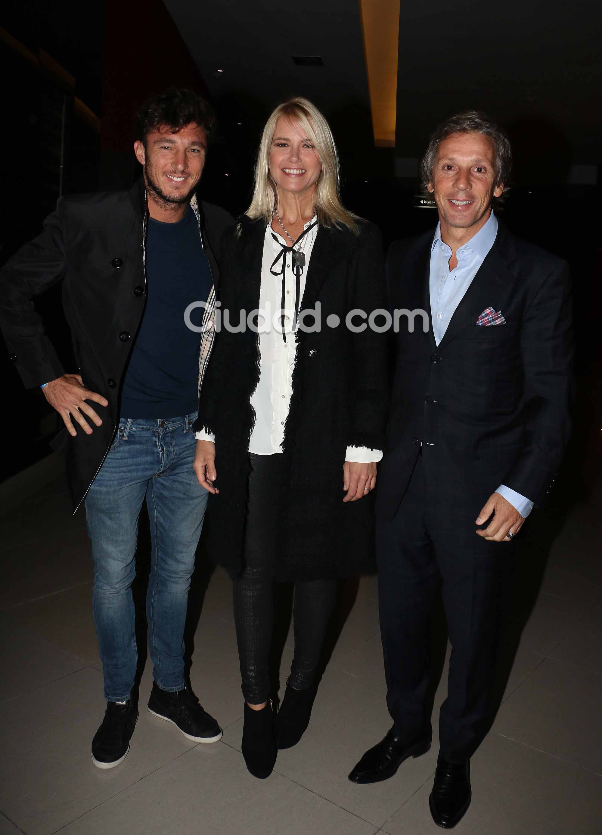 Famosos en la avant premiere de Lucha, jugando con lo imposible (Foto: Movilpress)