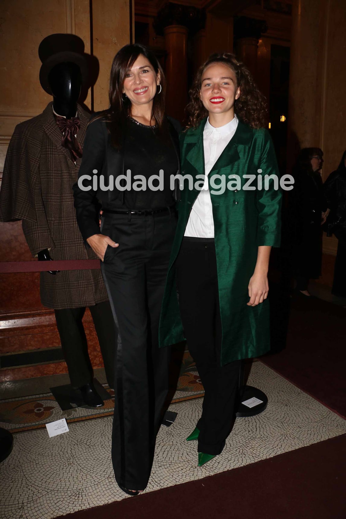 Famosos en la función de American idiot, en el teatro Colón. (Foto: Movilpress)