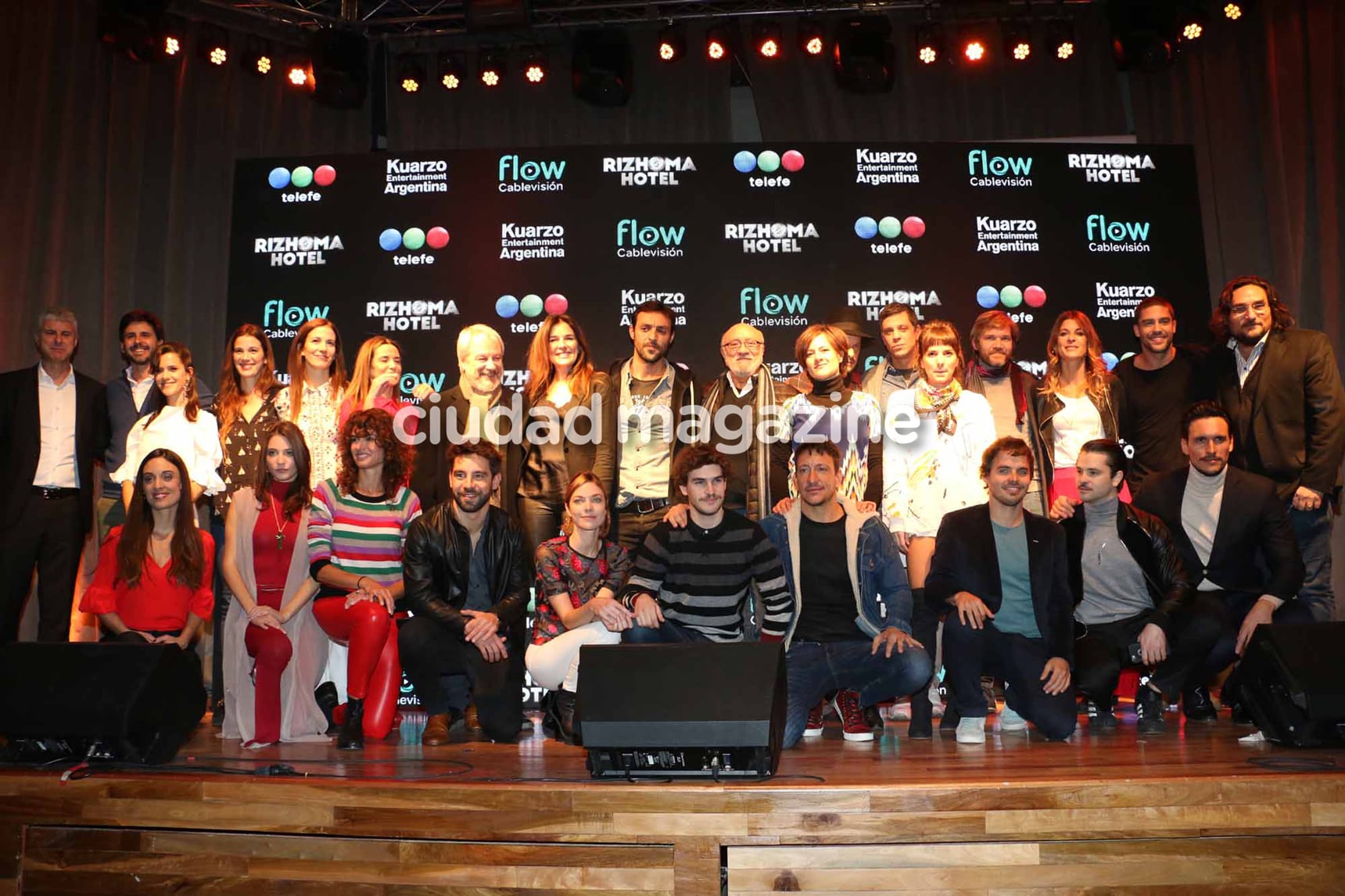 Famosos en la presentación de Rizhoma Hotel. (Foto: Movilpress)