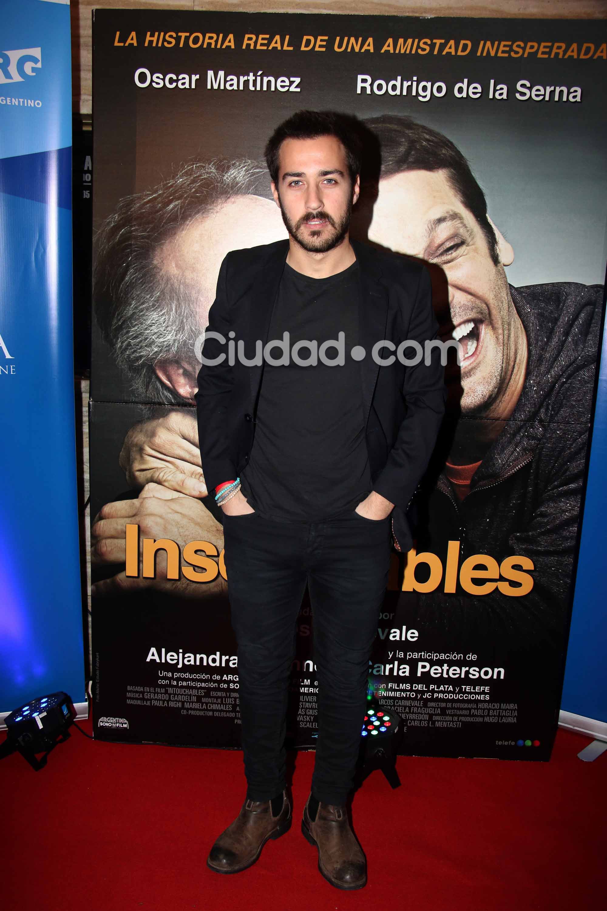 Famosos, parejas y muchos looks en el estreno del nuevo filme de De la Serna y Martínez. (Foto: Movilpress)