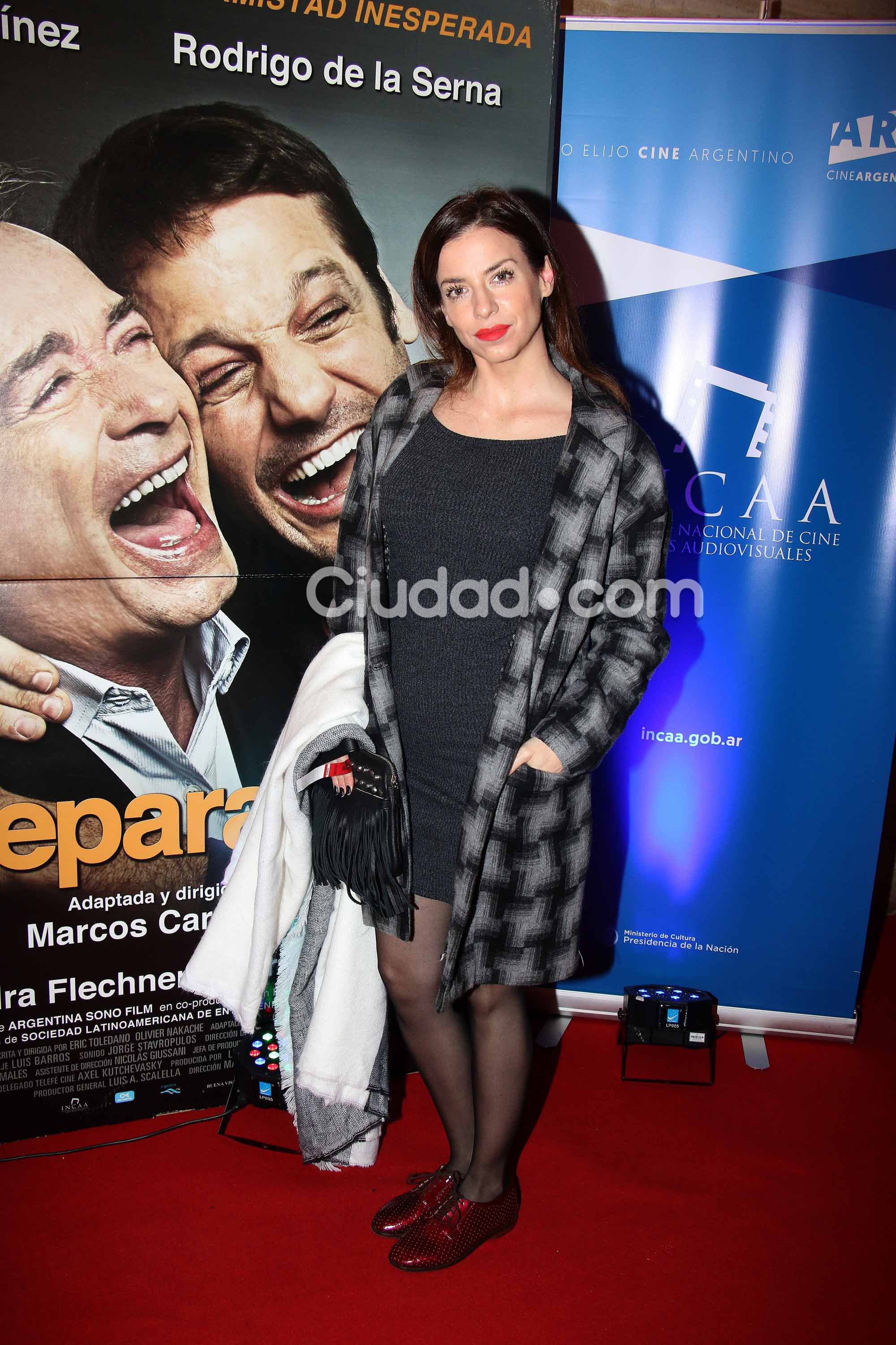 Famosos, parejas y muchos looks en el estreno del nuevo filme de De la Serna y Martínez. (Foto: Movilpress)