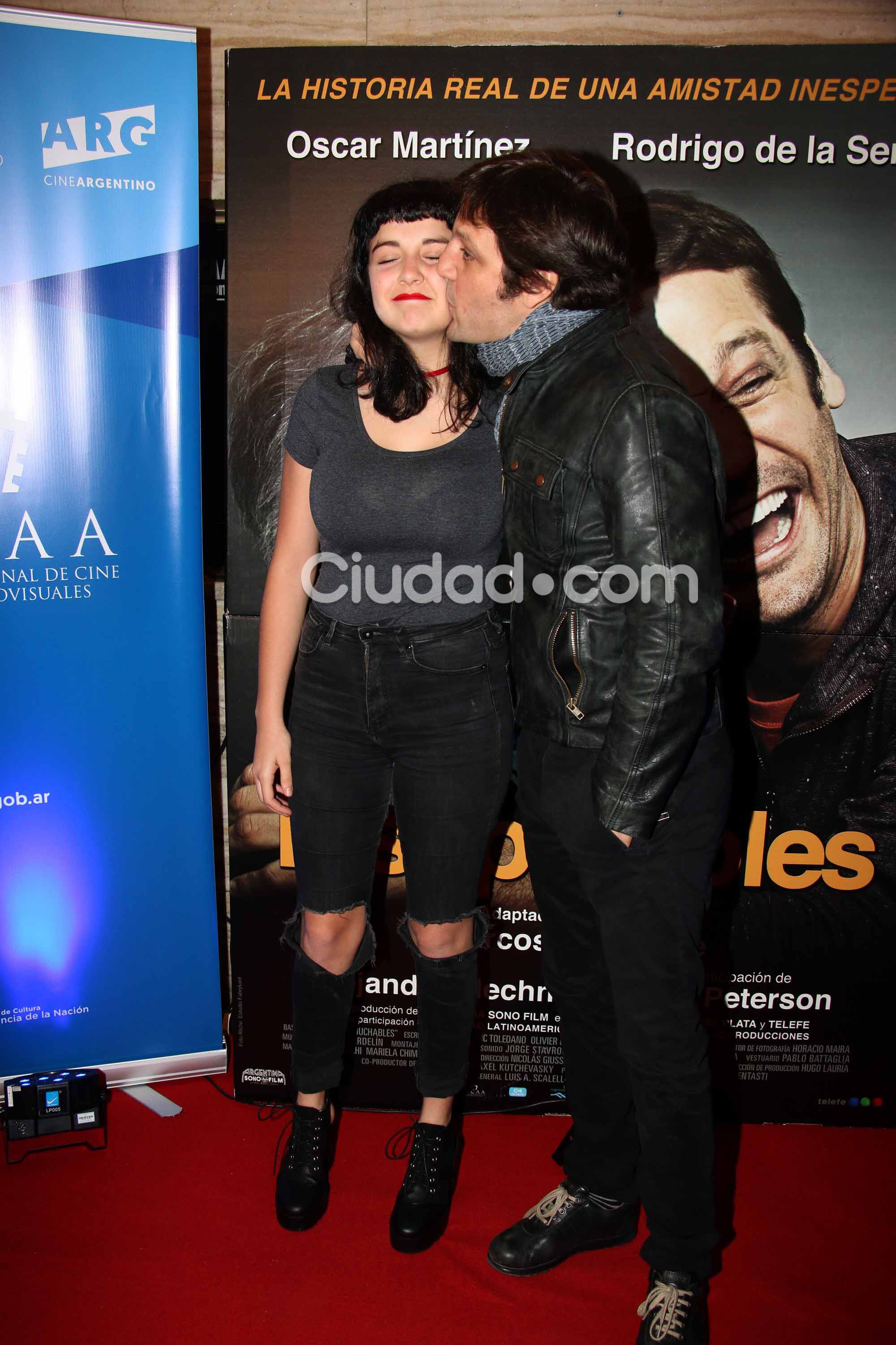 Famosos, parejas y muchos looks en el estreno del nuevo filme de De la Serna y Martínez. (Foto: Movilpress)