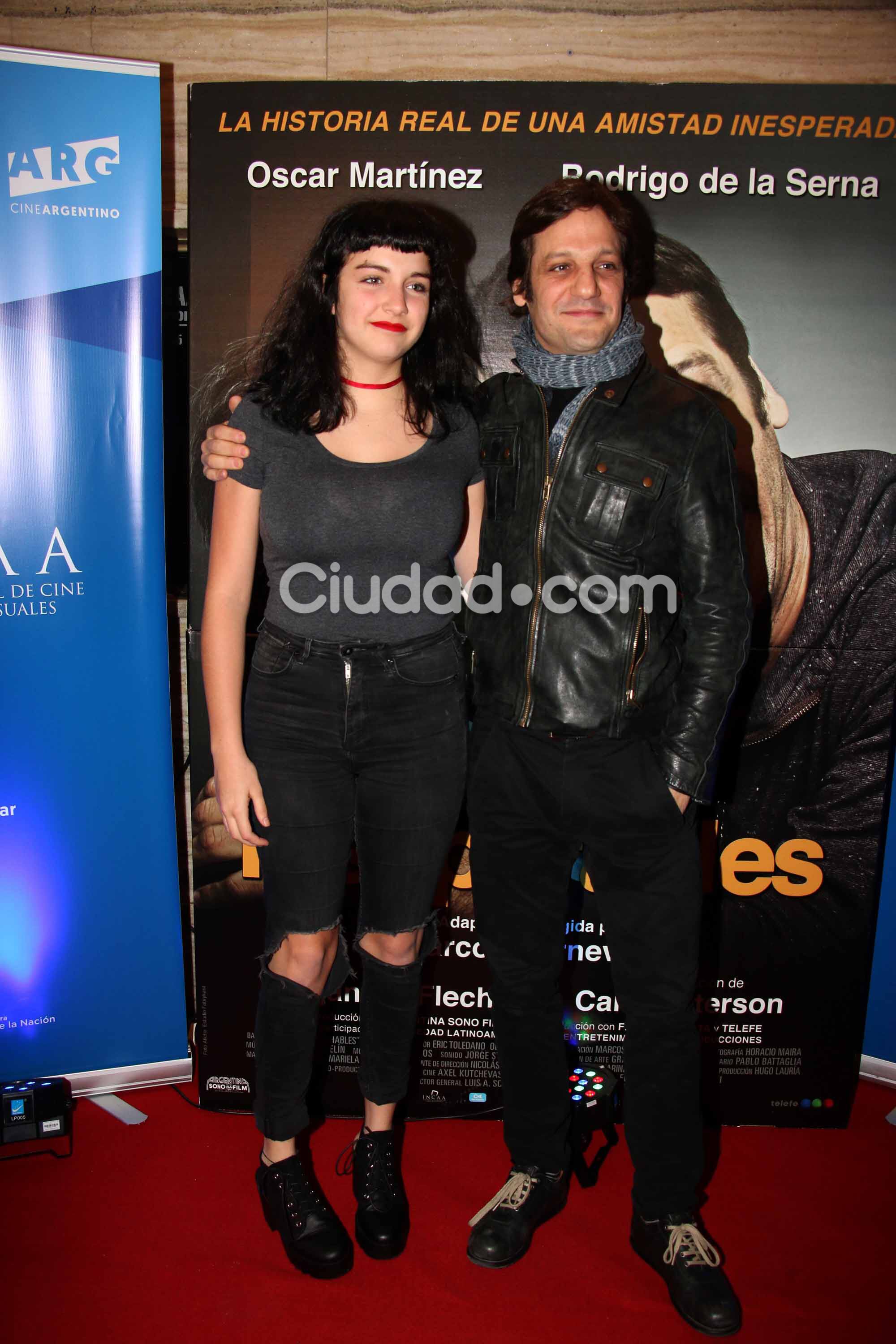 Famosos, parejas y muchos looks en el estreno del nuevo filme de De la Serna y Martínez. (Foto: Movilpress)