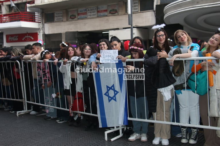 Fans en el Teatro Gran Rex (Movilpress)