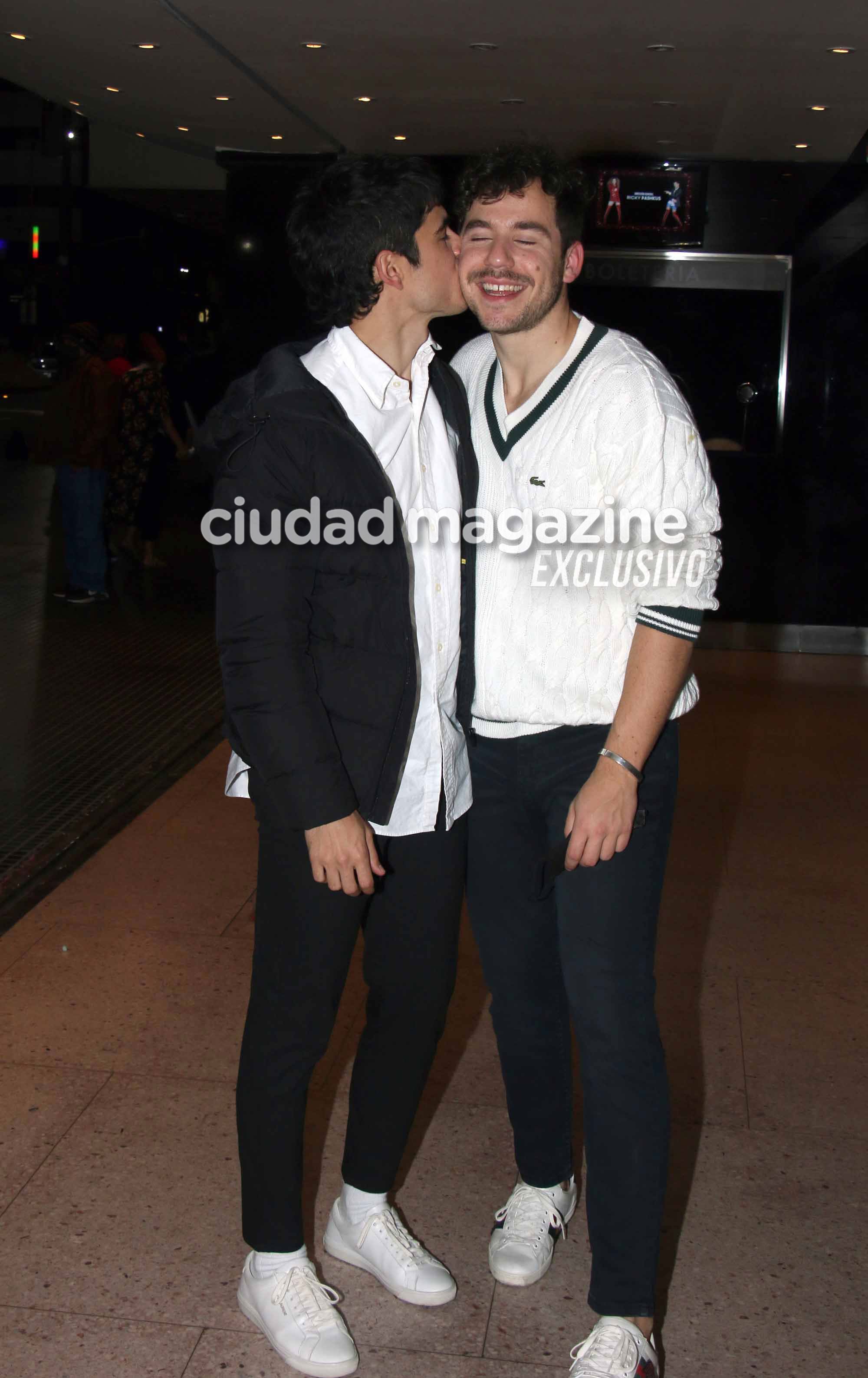 Fernando Dente y su novio, Nicolás Di Pace, protagonistas de La fiesta de los chicos (Fotos:  Movilpress).