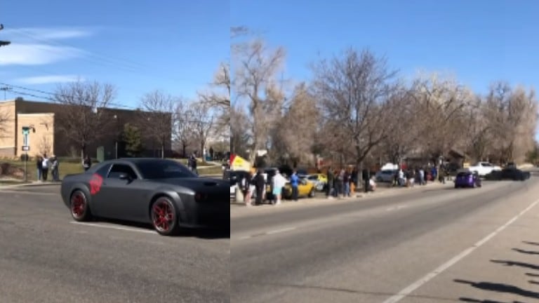 Filman el momento en que un aficionado a los coches choca contra una camioneta desprevenida