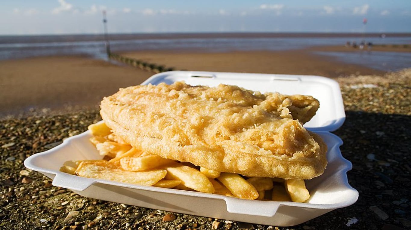 Fish and chips: el clásico británico que conquista con su crujiente sabor