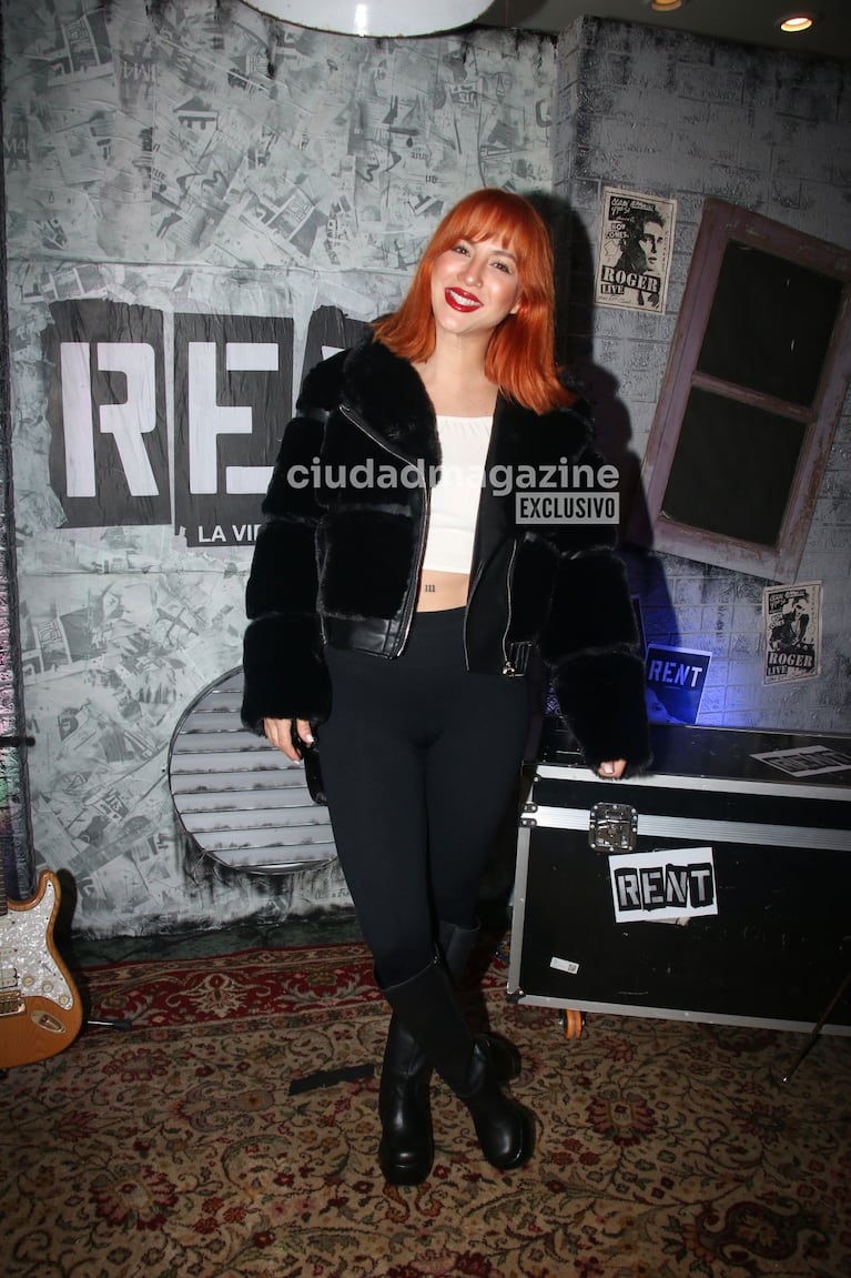 Flor Vigna fue al teatro a ver Rent (Foto: Movilpress).