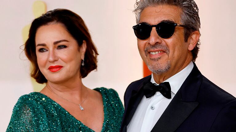 Florencia Bas, la esposa de Ricardo Darín, estrenó un vestido de Evangelina Bomparola en los Oscar 2023