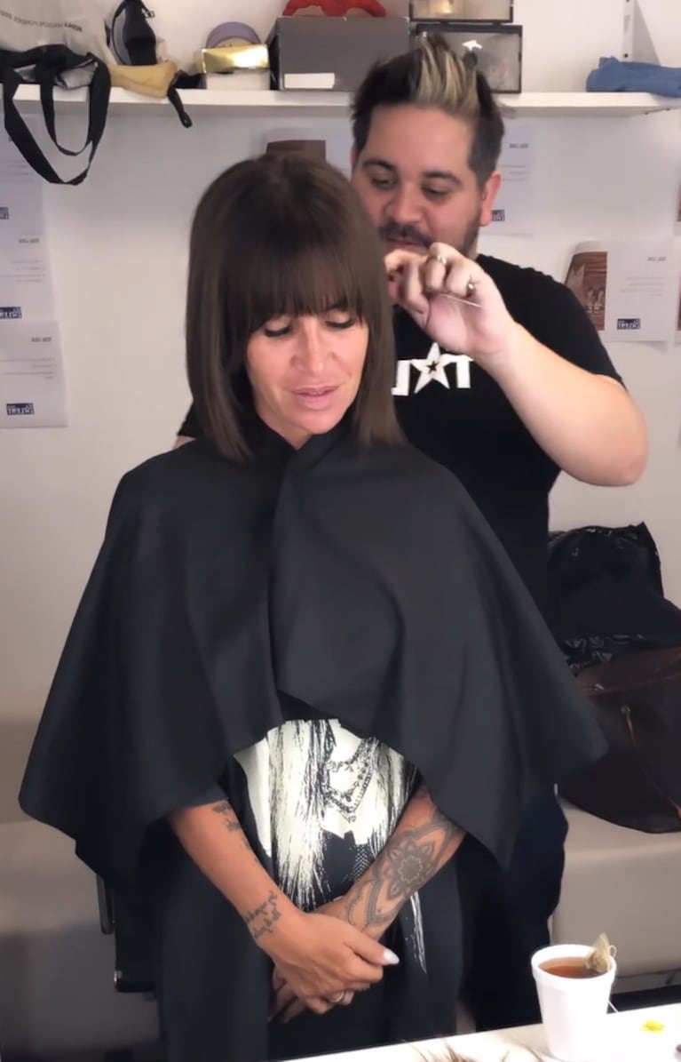 Florencia Peña se animó a un radical cambio de look: cabello corto, morocho y con flequillo recto