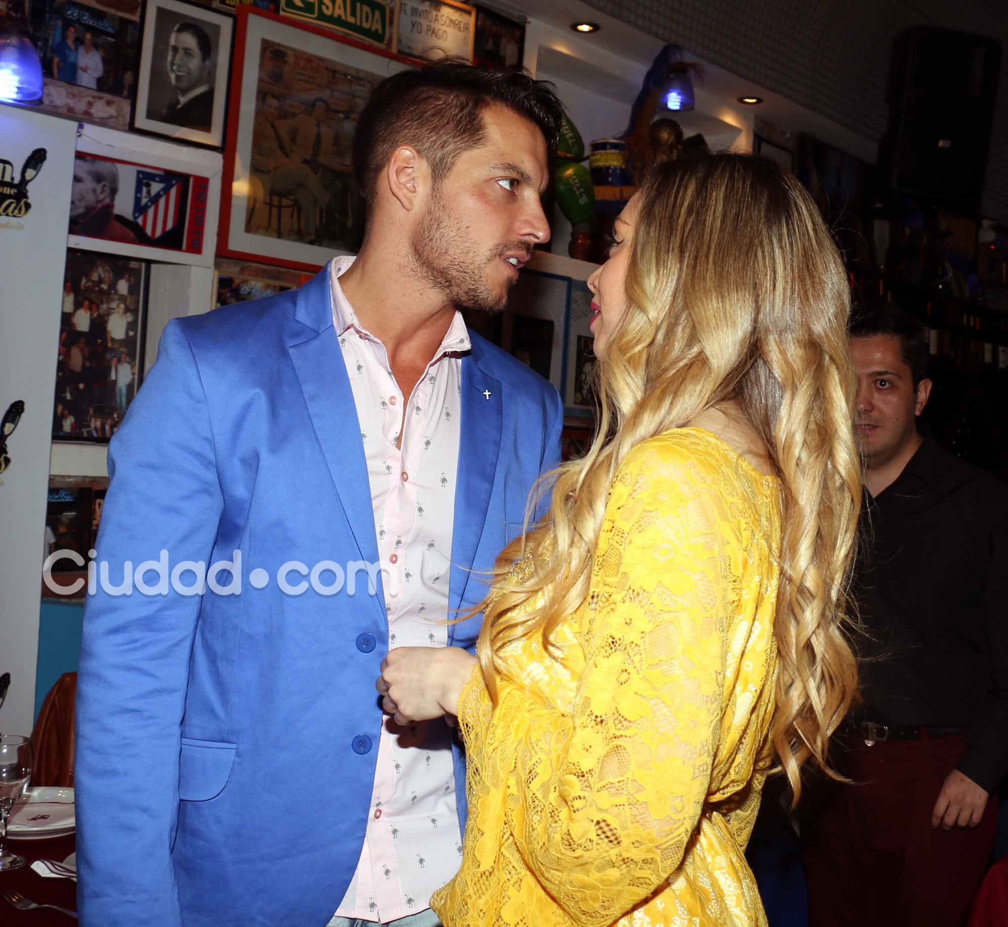 Francisco Delgado y Gisela Bernal en la presentación de El Champán las pone Mimosas (Fotos: Movilpress). 