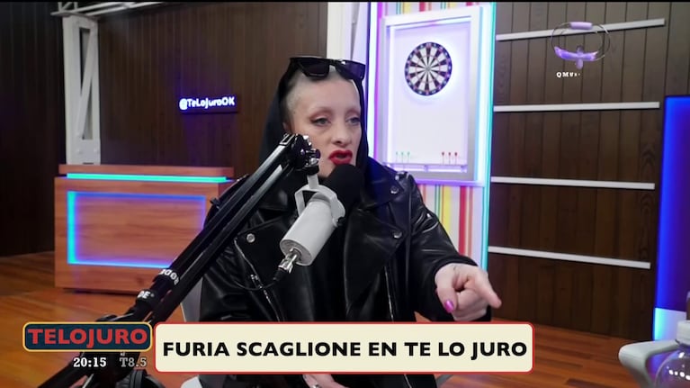 Furia en #TeLoJuro, el streaming de Rulo Schijman, Cande Díaz, Ger Oberti y Mica Lapegüe en Quiero. Foto: Captura (Quiero Música)