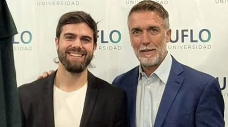 Gabriel Batistuta se emocionó por el logro académico de su hijo.