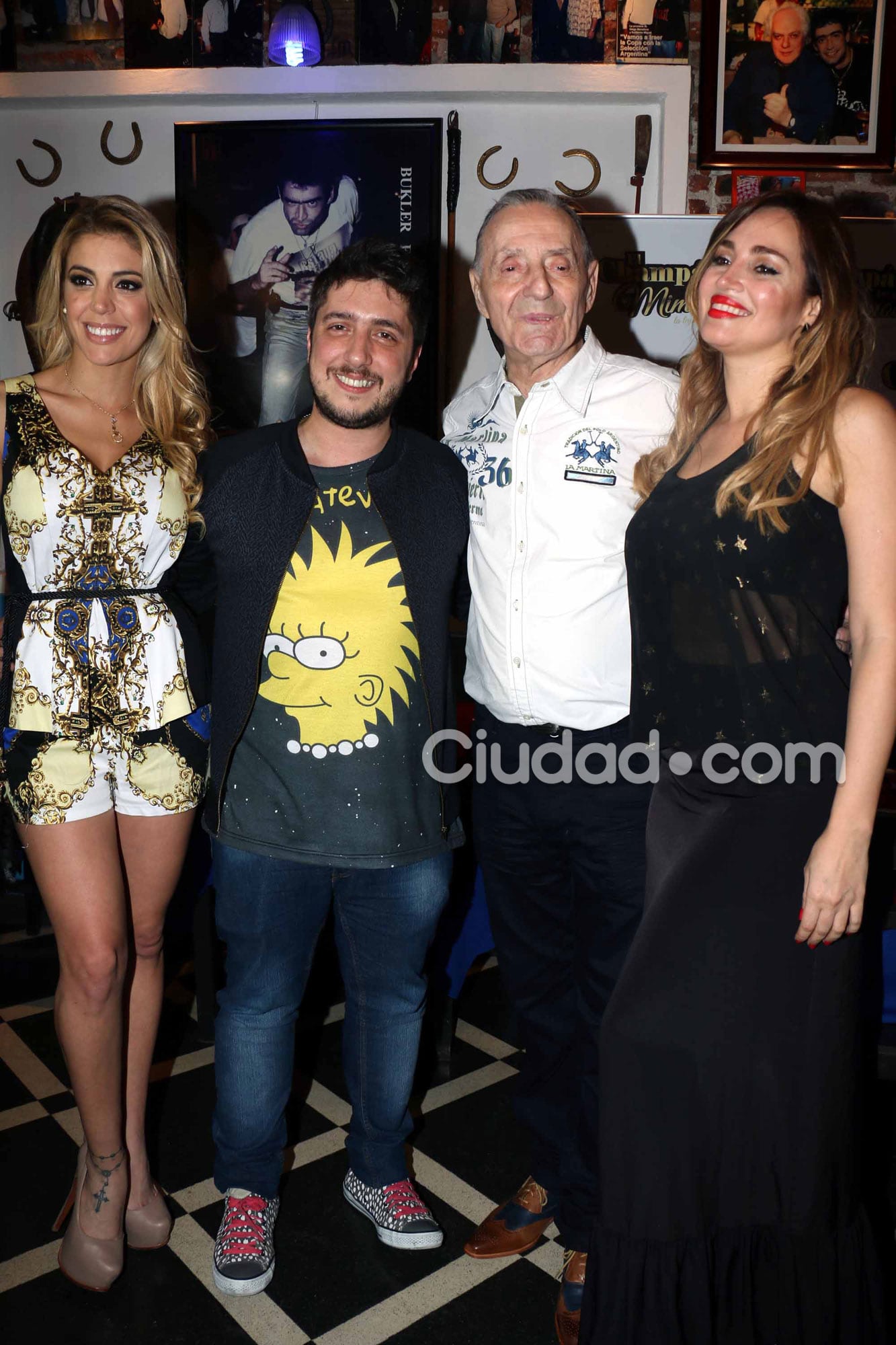 Gallardo, Jey Mammon, Tristan y Belén en la presentación de El Champán las pone Mimosas (Fotos: Movilpress). 