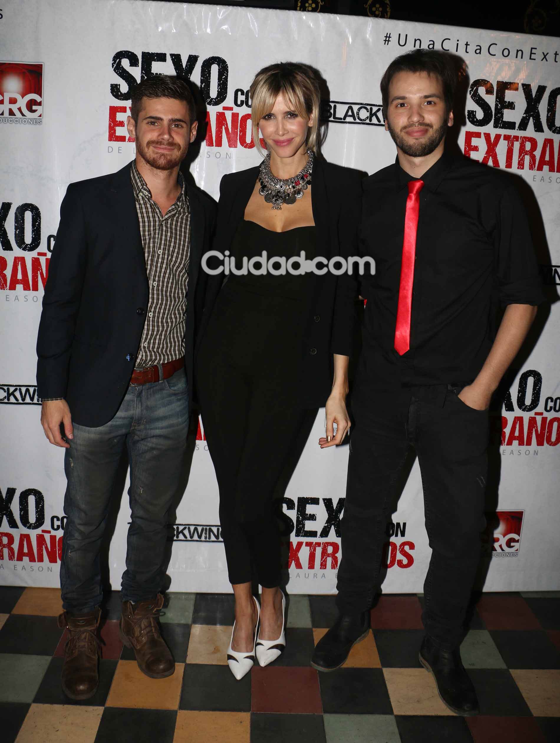 Gastón Soffritti y Guillermina Valdés, en la presentación de Sexo con extraños (Foto: Movilpress)