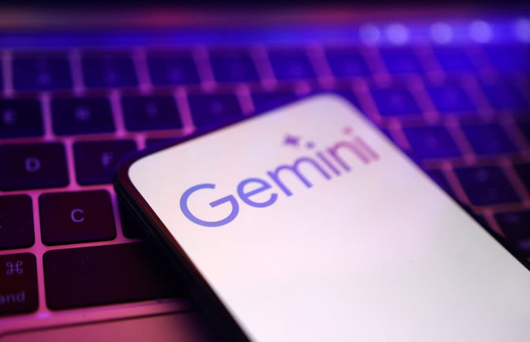 Gemini 1.5 Pro, la versión más avanzada del modelo de Inteligencia Artificial de Google, puede identificar código malicioso en apenas medio minuto.
