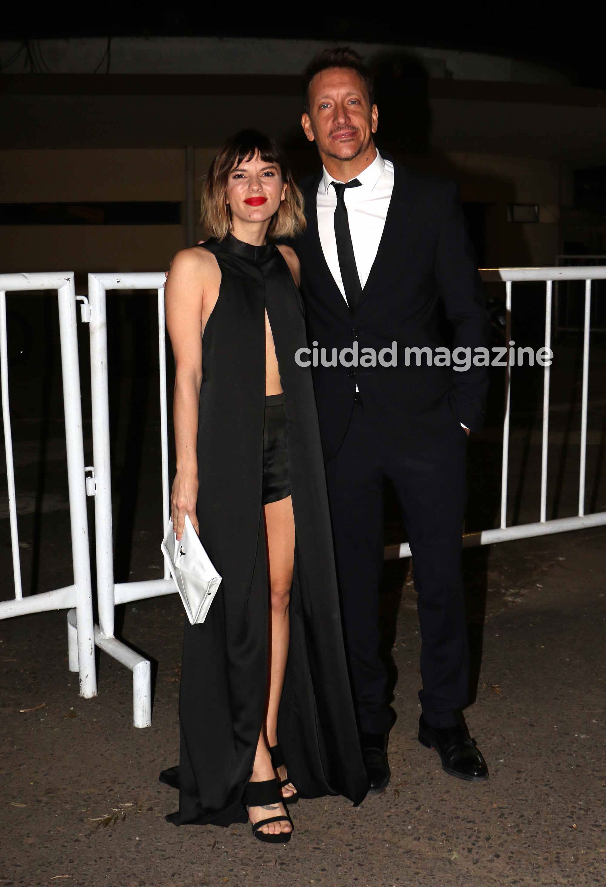 Gimena Accardi y Nico Vázquez, enamorados en la gala aniversario de la revista Gente (Foto: Movilpress).