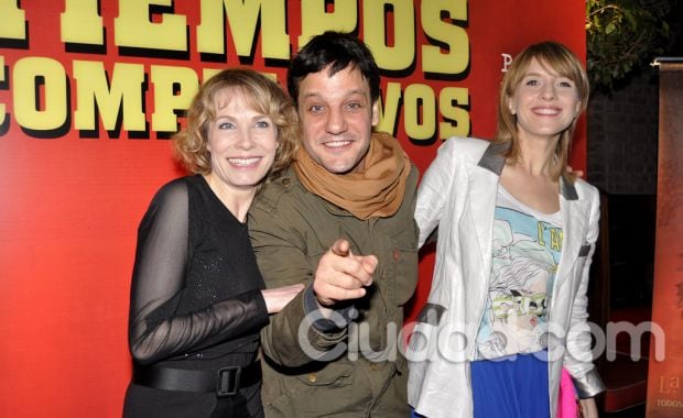 Gloria Carrá, Rodrigo de la Serna y Carla Peterson en Tiempos Compulsivos. (Foto: Jennifer Rubio)