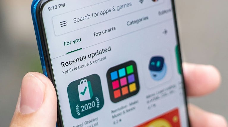 Google impide el ingreso de 2,28 millones de aplicaciones en la Play Store en 2023.
