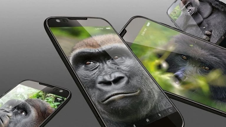 Gorilla Glass 7i protege los móviles y ‘wearables’ de gama media de caídas y arañazos
