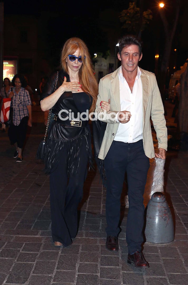 Graciela Alfano y Gerard Confalonieri, en la despedida de Gerardo Sofovich. (Foto: Movilpress)