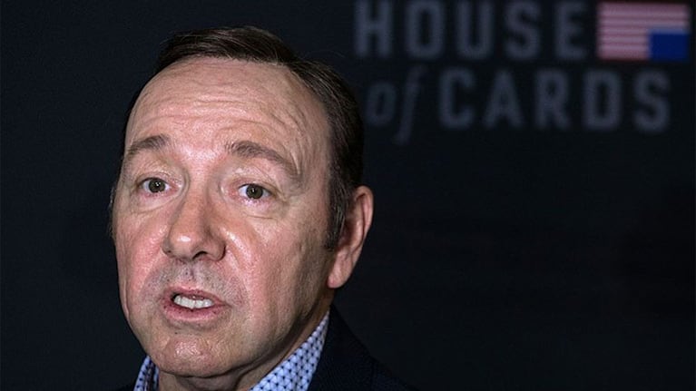 Grave ola de denuncias de productores de House of Cards contra Kevin Spacey