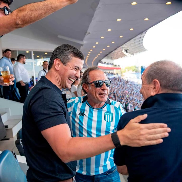 Guillermo Francella con el presidente de Paraguay Santiago Peña (Foto: Twitter)