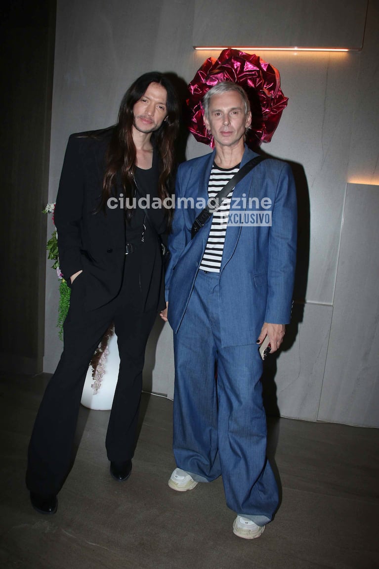 Gustavo Pucheta y Fabián Paz en el cumpleaños de Fabián Medina Flores (Foto: Movilpress).