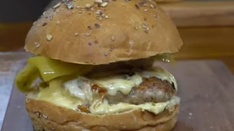 Hamburguesas de pollo: una receta saludable que sorprende y divierte a los chicos 