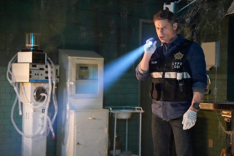 “Health and Wellness” – As the CSI team investigates the death of a man visiting Las Vegas for a health and wellness convention, a fiery explosion traps Allie Rajan in the basement of an abandoned hospital, on the CBS Original series CSI: VEGAS, Sunday, March 17 (10:00-11:00 PM, ET/PT) on the CBS Television Network and also available on the CBS app and streaming on Paramount+*. Pictured: Matt Lauria as Josh Folsom. Photo: Robert Voets/CBS ©2024 CBS Broadcasting, Inc. All Rights Reserved. 