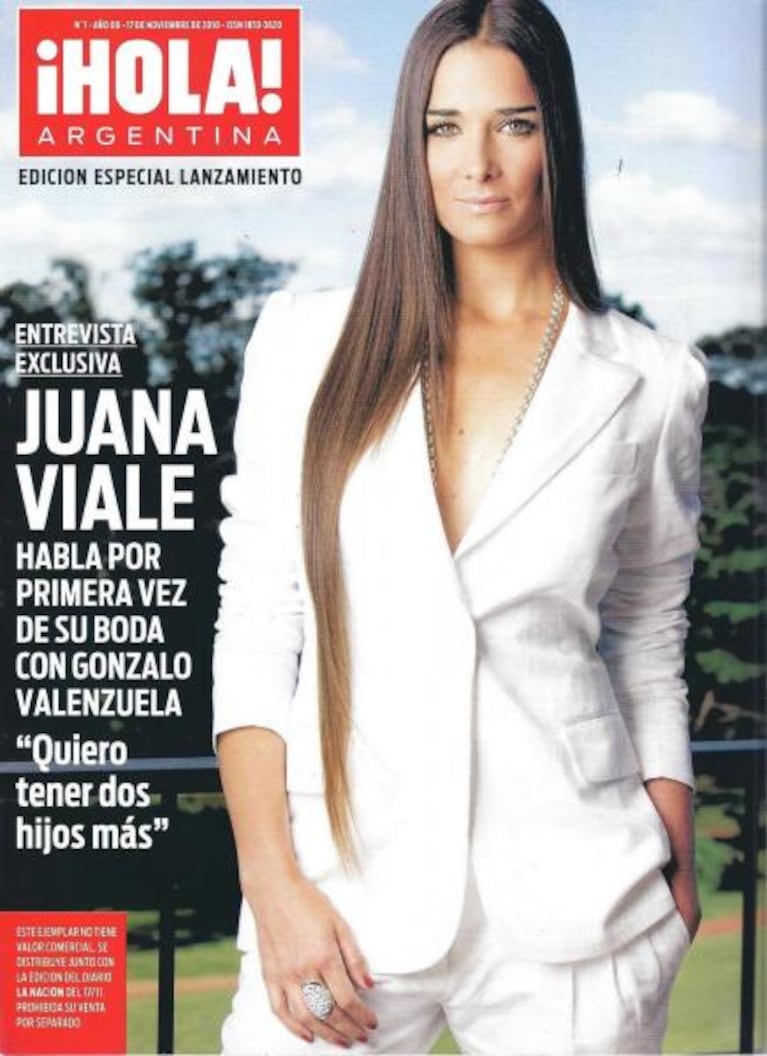 Hola_-_Noviembre_2010_-_Juana_Viale.jpg