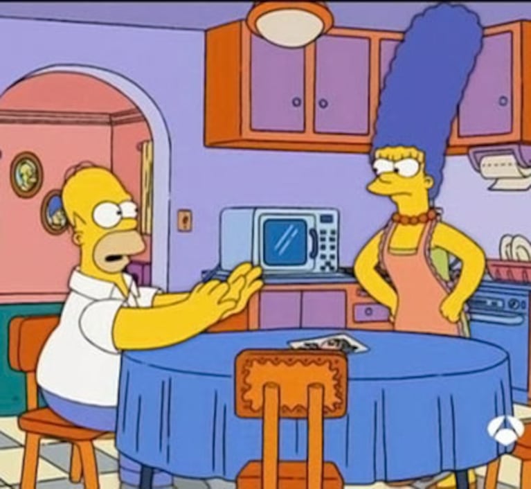 Homero y Marge en Los Simpson